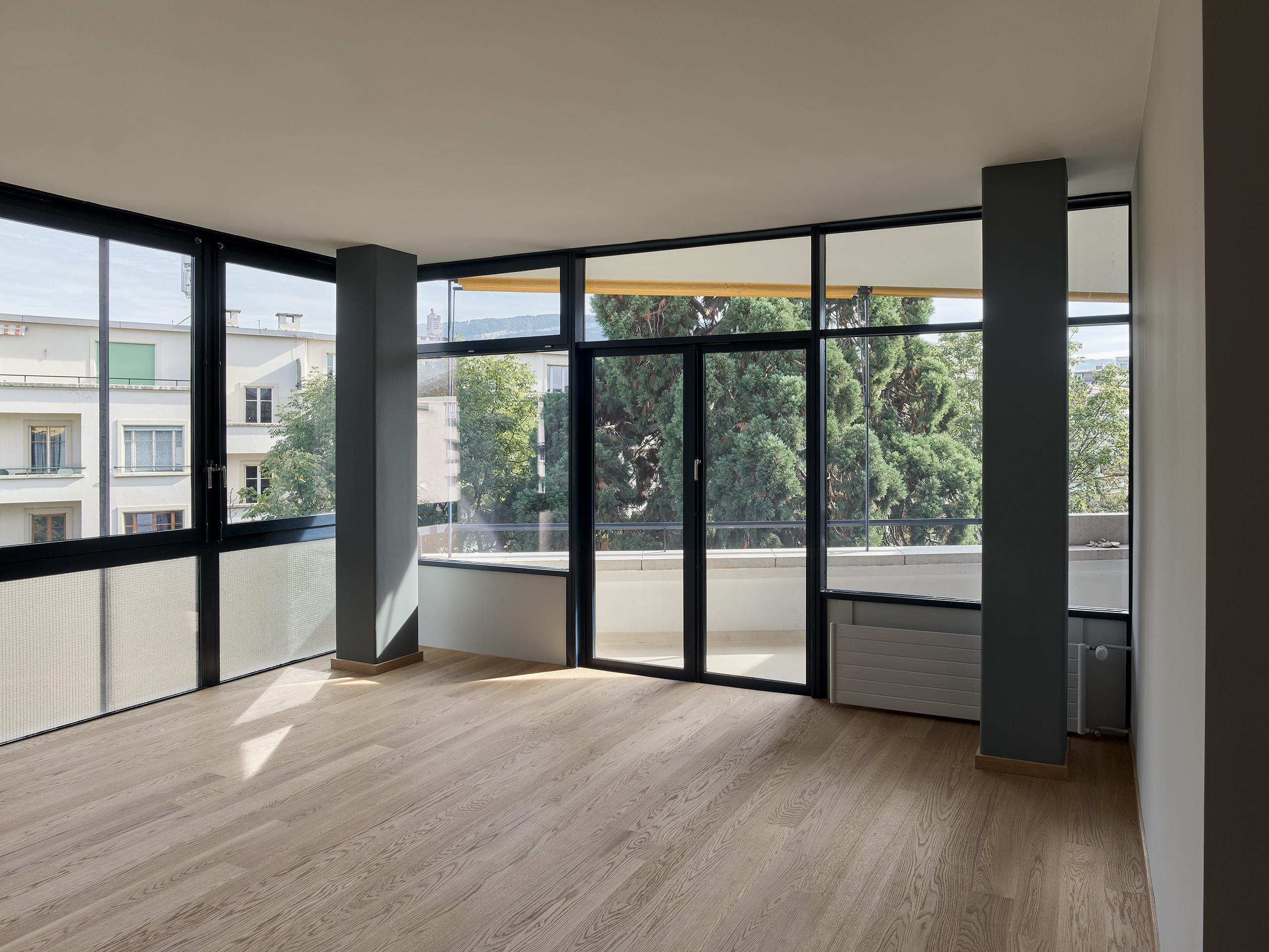 Ahp0046 AIQ4 002647 J2560